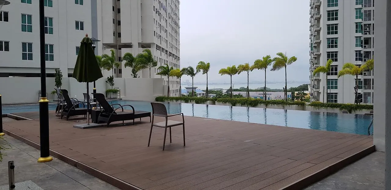 Karen'S Straits Garden Suite
